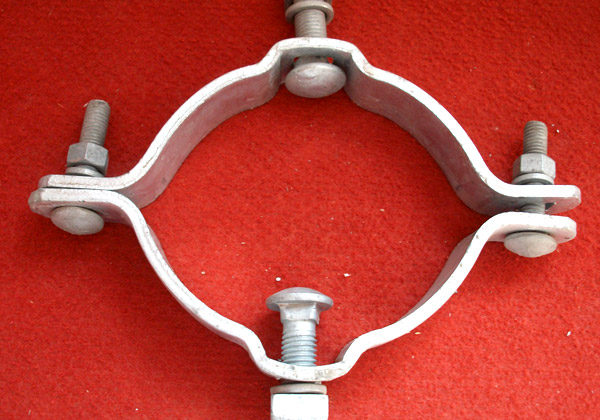 Hanging wire hoop